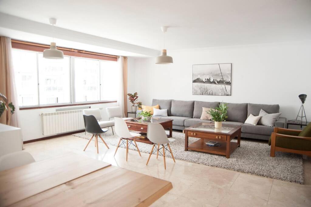 Casa Amplia, Confortable, Centrica By Prishomes Vigo Ngoại thất bức ảnh